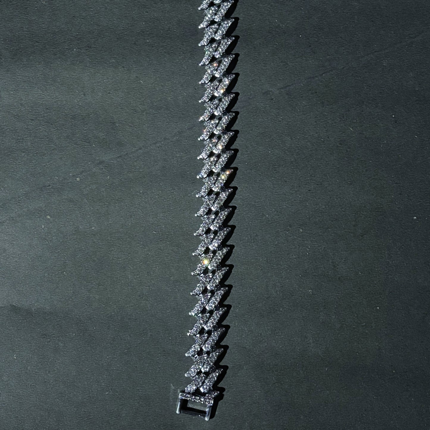 ICEFORGE BRACELET - AUREN