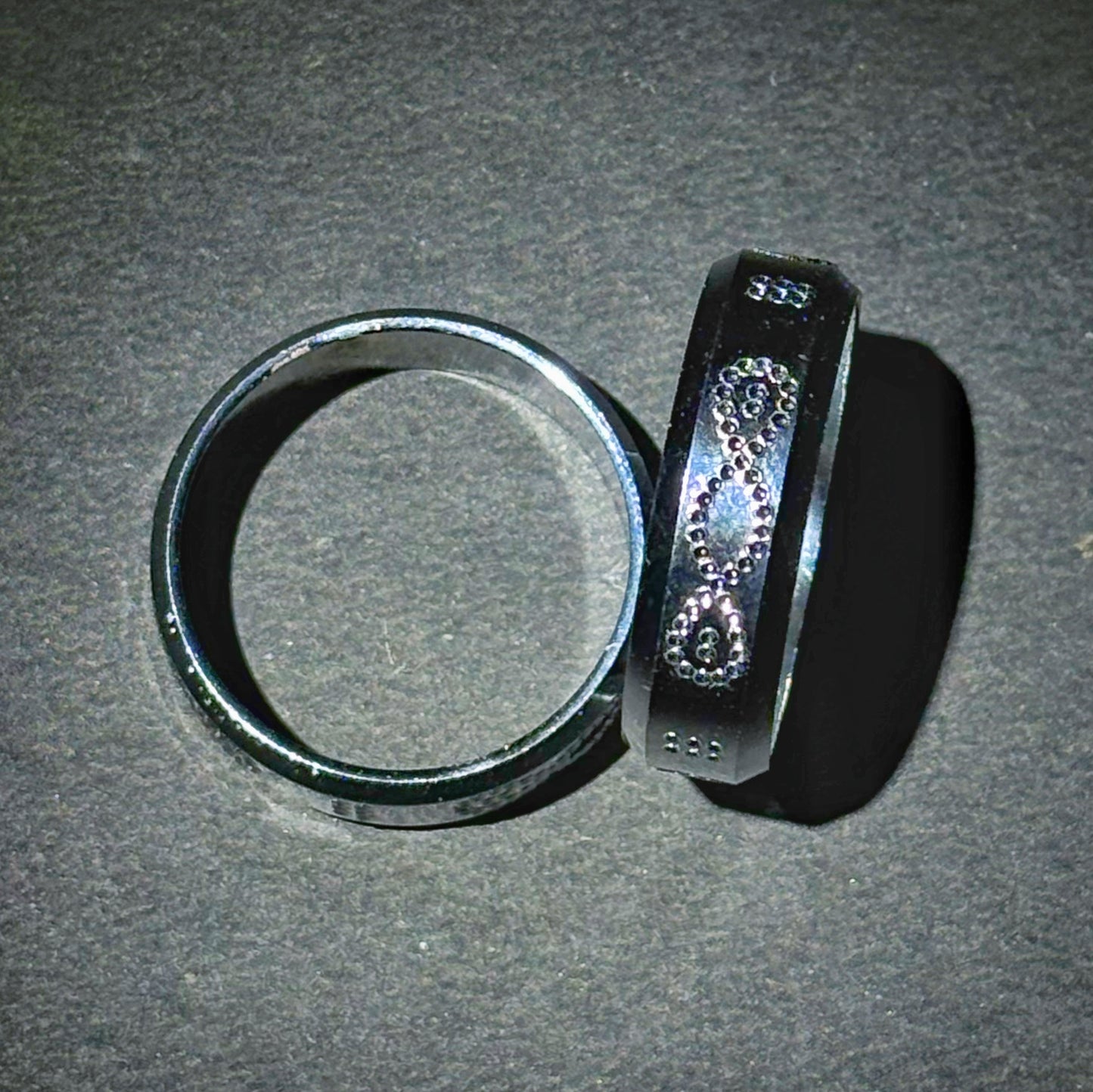 INFINITY BAND RING - AUREN